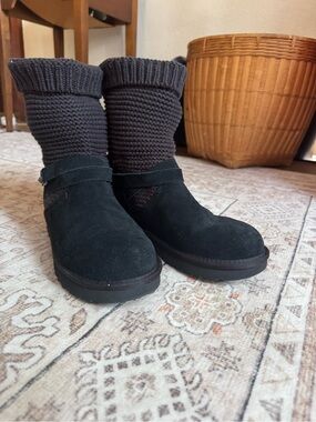 Authentic Ugg Purl Strap Black Suede Knit-Cuff Boots Women’s Size 9